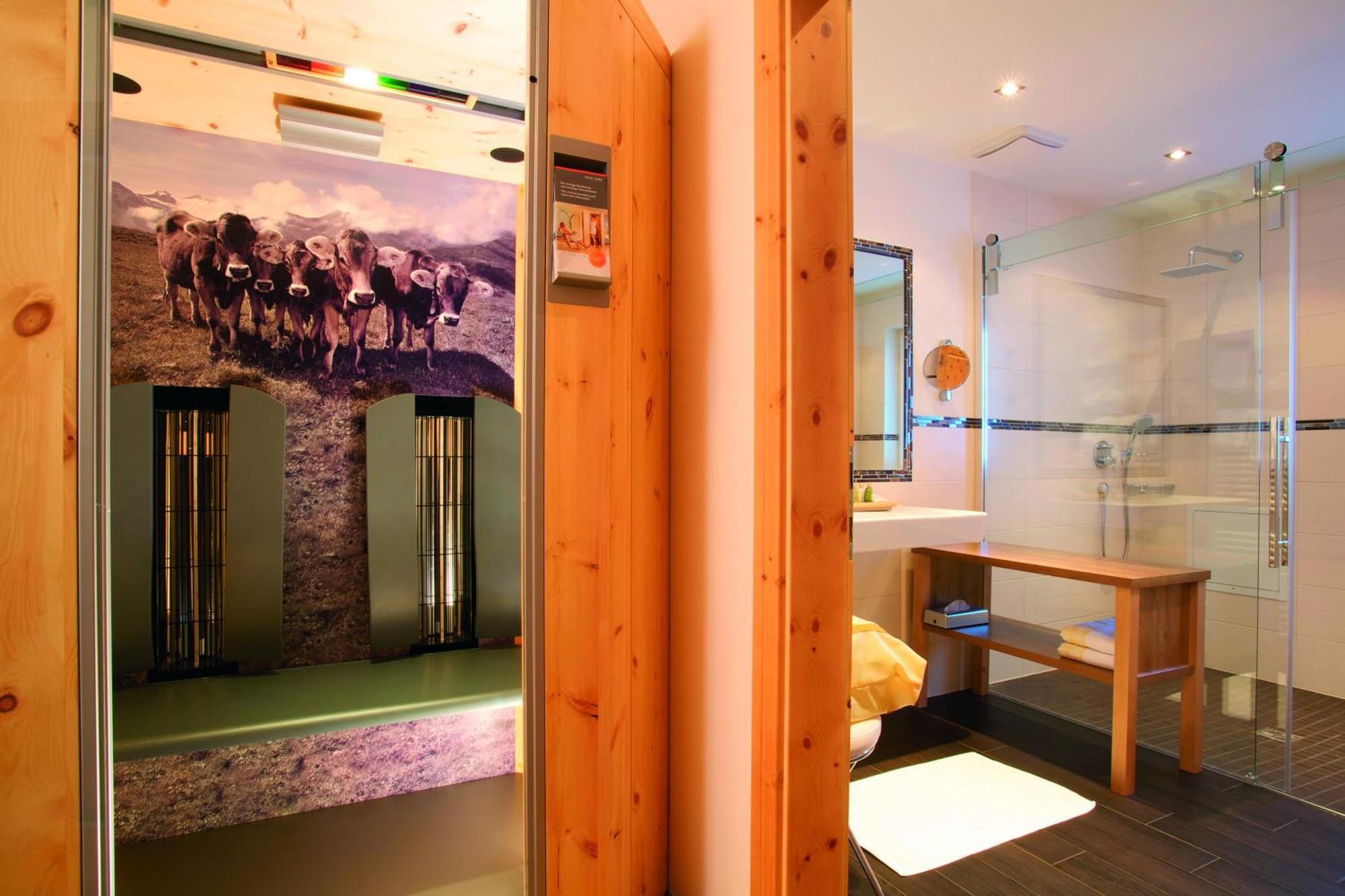 Zillergrundrock Luxury Mountain Resort Mayrhofen Exterior photo